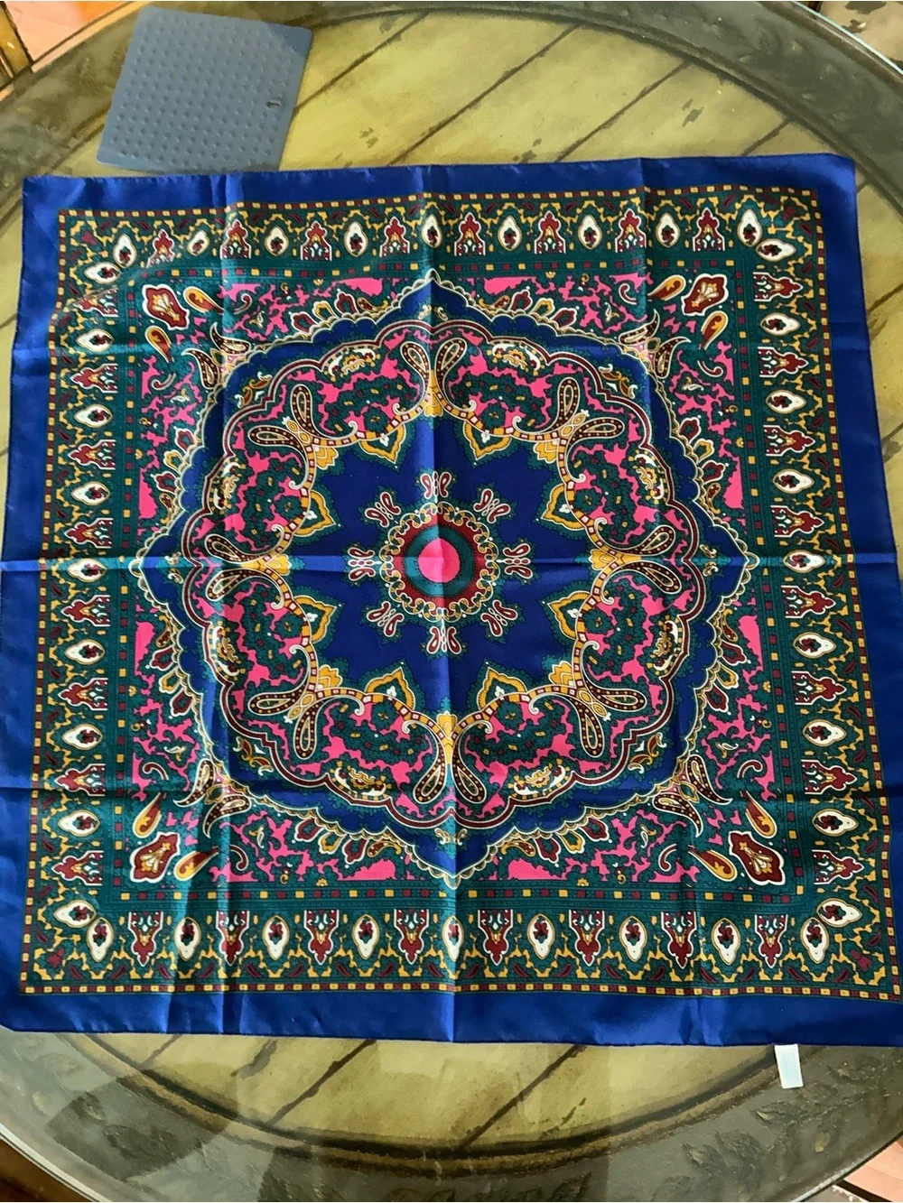 Blue Multicolor Paisley Silk 🧣 Scarf 30“ x 30“ made in Italy